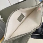 Louis Vuitton LV Unisex Verso Hobo LV Touch Calfskin Leather-Green M26747