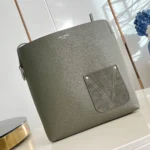 Louis Vuitton LV Unisex Verso Hobo LV Touch Calfskin Leather-Green M26747