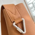 Louis Vuitton LV Unisex Verso Hobo LV Touch Calfskin Leather-Tan M26745