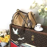 Louis Vuitton LV Women Express MM Calfskin Leather-Natural M26358