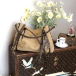 Louis Vuitton LV Women Express MM Calfskin Leather-Natural M26358