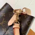 Louis Vuitton LV Women NéoNoé BB Bucket Bag in Monogram Canvas-M14199
