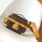 Louis Vuitton Unisex Soul Trunk Monogram Dust Canvas-M11535