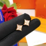 Louis Vuitton Women Color Blossom BB Star Ear Stud Pink Gold and White Mother-of-Pearl