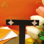 Louis Vuitton Women Color Blossom BB Star Ear Stud Pink Gold and White Mother-of-Pearl