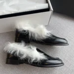 Chanel Women Moccasins Shiny Crumpled Lambskin & Shearling Lambskin-Black G46534