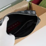 Gucci Men GG Small Crossbody Bag-Black 839155FAFUB