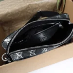 Gucci Men GG Small Crossbody Bag-Black 839155FAFUB