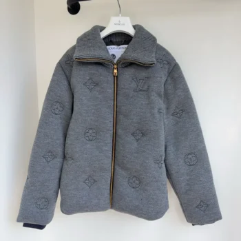 Louis Vuitton Men Elegant Monogram Knitted Down Blouson 1AJBWP