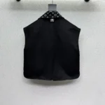 Louis Vuitton Men Monogram Scarf Gilet 1AJGN7