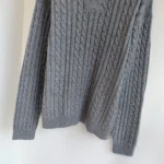 Louis Vuitton Men Signature Cable Knit Pullover-Grey 1AJFSI