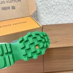 Louis Vuitton Unisex LV Summit Sneaker-Green 1AJAXK