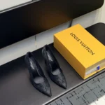 Louis Vuitton Women Gala Pump-Black 1AIBX6