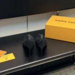 Louis Vuitton Women Gala Pump-Black 1AIDPG