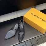 Louis Vuitton Women Gala Pump-Black 1AIDPG