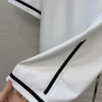 Louis Vuitton Women Outline Print T-Shirt 1AJHHY