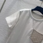 Louis Vuitton Women Signature Pocket T-Shirt 1AJHH2