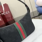 Gucci Unisex Lunetta Small Crossbody Bag-Black 863406FAFWA