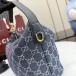 Gucci Unisex Vanity Medium Top Handle Bag-Navy ‎8577992ACFA