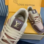 Louis Vuitton LV Unisex Trainer Sneaker-Brown 1AJ480