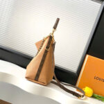 Louis Vuitton LV Women Multipass Handbag Arizona Beige Calfskin leather M28029