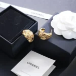 Chanel Women Hoop Earrings Metal & Strass Golden & Crystal