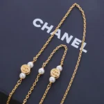 Chanel Women Necklace Metal & Glass Pearls Gold & Pearly White ABH292