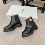 Gucci Women DiorAlps D-Quest Ankle Boot Black Grained Calfskin and White Lambskin Shearling