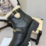 Gucci Women DiorAlps D-Quest Ankle Boot Black Grained Calfskin and White Lambskin Shearling