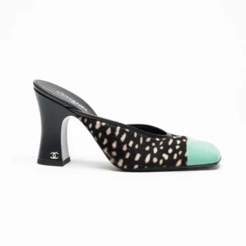 Chanel Women Mules Lambskin Patent Calfskin-Black G47284