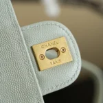 Chanel Women Small Flap Bag Grained Shiny Calfskin & Gold-Tone Metal-Light Green