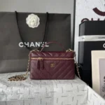 Chanel Women Vanity With Chain Grained Shiny Calfskin & Gold-Tone Metal