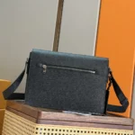 Dior Men CD Icon Messenger Bag with Flap Gris Flanelle Matte Grained Calfskin