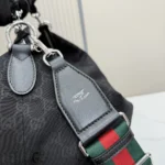 Gucci Unisex Brera Medium Crossbody Bag-Black 866938AAGDQ