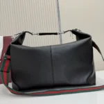 Gucci Unisex Brera Medium Crossbody Bag-Black 866938FAFWA