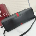 Gucci Unisex Paparazzo Large Top Handle Bag-Black 875019AAGIQ