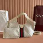 Gucci Women Giglio Large Tote Bag-White 853971FAFWA