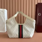 Gucci Women Giglio Large Tote Bag-White 853971FAFWA