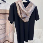 Louis Vuitton LV Women Trunk Scarf T-Shirt-Black 1AK0QD