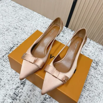 Louis Vuitton LV Women 6AM Pump-Beige 1AK5UI