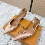 Louis Vuitton LV Women 6AM Pump-Beige 1AK5UI