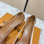 Louis Vuitton LV Women 6AM Pump-Beige 1AK5UI