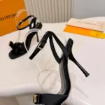 Louis Vuitton LV Women 6AM Sandal-Black 1AK4VZ