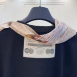 Louis Vuitton LV Women Trunk Scarf T-Shirt-Black 1AK0QD