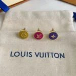 Louis Vuitton Women LV Confetti Earrings-M03495