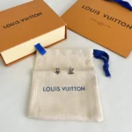 Louis Vuitton Women LV Whisper Earrings-M03666