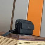 Dior Men CD Icon Zipped Messenger Bag Gris Flanelle Matte Grained Calfskin 1ICPO378IDC