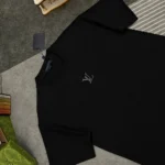 Louis Vuitton LV Men Embossed LV T-Shirt-Black 1AGIJ6