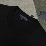 Louis Vuitton LV Men Embossed LV T-Shirt-Black 1AGIJ6