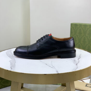 Gucci Men Lace up Shoe with Black Shiny Leather 838135AAEYE1048